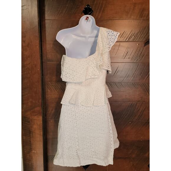 EUC Lilly Pulitzer Sz 8 Josey Dress Eyelet Lace One Shoulder Ruffle Desi… - Picture 2 of 4